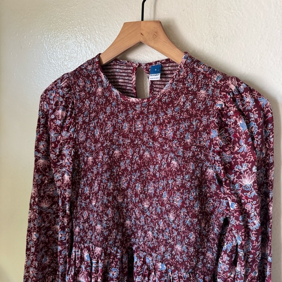 Old Navy | Floral Smocked Fit & Flare Long-Sleeve Mini Dress - Picture 3 of 9